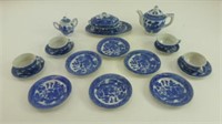 Vintage Japanese Porcelain Blue Willow Child's