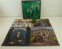 Lot of over 100 LP Records, mostly MUSICALS