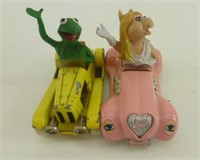Corgi Miss Piggy & Kermit the Frog