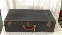 23"x6" trunk/suit case