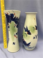 Pair of oriental vases          (a 7)