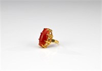 14k yellow gold and coral ring