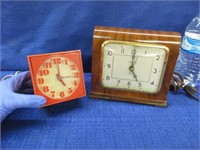 2 vintage electric clocks (seth thomas & ingraham)