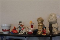 Vintage Statues & Small Toys
