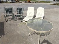 OUTDOOR FURNITURE LOT