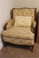 Vintage Upholstered Arm Chair with Tuft