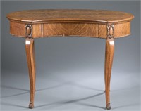Edwardian style oak ladies desk / vanity. 20th c.