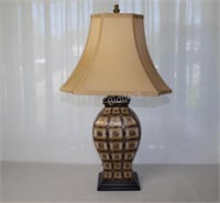 Oriental Accent Hand Painted Porcelain Table Lamp