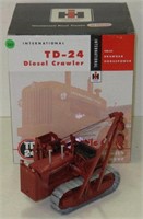 Spec Cast IH TD-24 Crawler Pipe Layer, 1/25