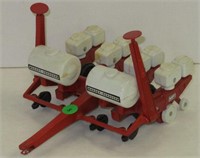 Scale Models 4 Row Planter, Customized to MF