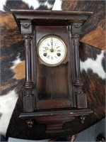 MID 1850S ANTIQUE AMERICAN CLOCK CO. WALL CLOCK
