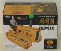 Ertl JD 440 Crawler, NTTCS 2005 Model, 1/16