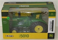 Ertl JD 5010 Prestige Collection, 1/16, NIB