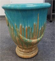 LARGE PLANTER POT ABOUT 2.5 FT TALL