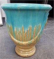 LARGE PLANTER POT ABOUT 2.5 FT TALL
