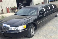 1999 Lincoln Town Car Stretch Limousine