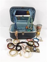 Valise vintage Birkdale avec lot de bijoux