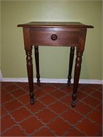 Antique early American Style table with drawer
