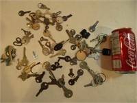 Lot de clefs anciennes