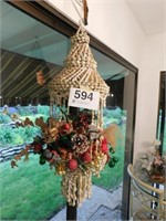 Shell hanging basket with holiday décor (not