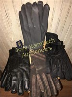 4 pair of men's gloves