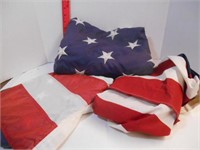 3 American Flags