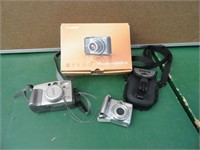 CANON DIGITAL CAMERAS LOT - A2000 IS 10 Megapixel