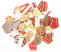 18 RUSSIAN 20TH CENTURY MEDALS