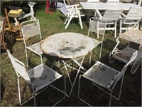 TABLE 4 CHAIRS (WROUGHT IRON)