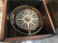 VINTAGE SHIPS COMPASS IN BOX