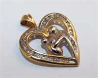 10k Gold Mother & Child Heart Pendant With Clear S