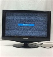 19" Samsung Flatscreen TV - No Remote -3A