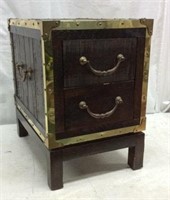 Trunk Sidetable With Gold Edging 10A