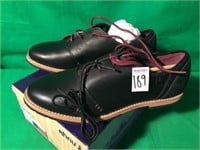 AHNU WOMEN LEATHER SHOES WITH LACE SIZE 9.5