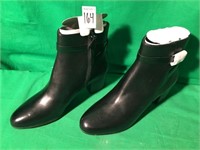 BLACK LEATHER WOMEN BOOTS SIZE 39