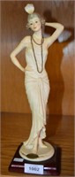 Giuseppe Armani Florence figurine, 'Regine' on