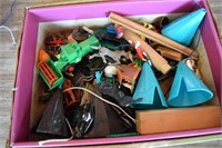 Lot-Vintage Plastic Toys - Cowboys & Indians