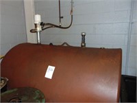 806 500 gal 15W-40 motor oil  tank  and pump