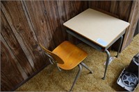 Child's Desk w/Chair