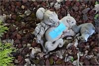 Concrete Squirrels & Resin Squirrel Lawn Figurines
