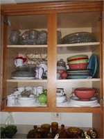 Lot #98 Contents of kitchen cabinet to include;