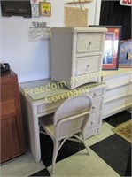 WICKER DESK AND STAND
