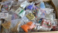 Lot Jewelry & Crafting Beads