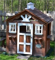 Leisure Time Child's Outdoor Playhouse