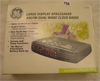 Am/FM Dual Wake Clock Radio