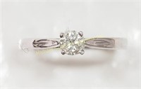 14K WHITE GOLD DIAMOND SOLITAIRE RING