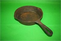 Keystone Food Chopper No. 5 Cast Iron Skillet