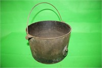 Griswold Cast Iron No.8 Dutch Oven/Pail