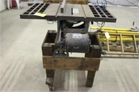 Walker Turner Table Saw for Wood and Metal