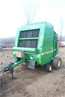 John Deere 566 Round Baler